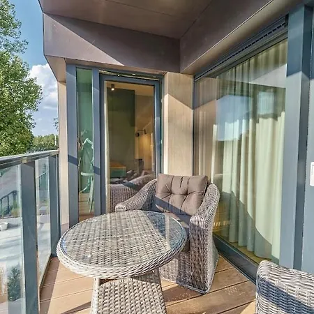 Laguna Ogrody Pieniawskie 33 Emerald Vip-z Balkonem
