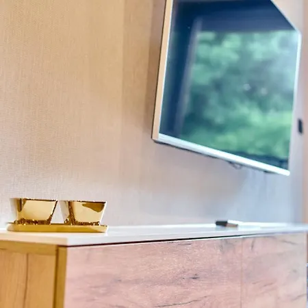 Laguna Ogrody Pieniawskie 33 Emerald Vip-z Balkonem *