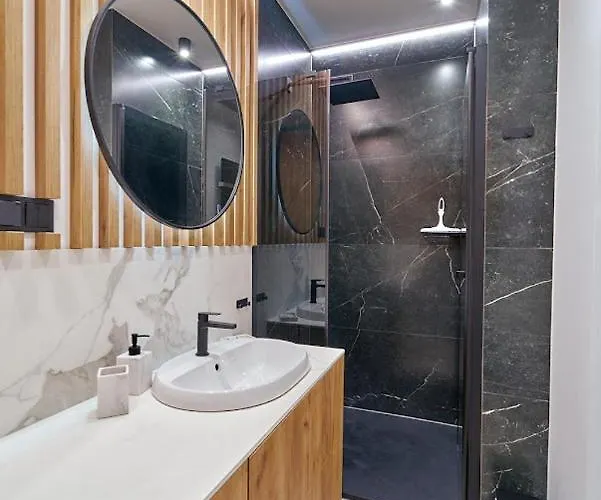 Appartement Laguna Ogrody Pieniawskie 33 Emerald Vip-z Balkonem Polanica-Zdrój