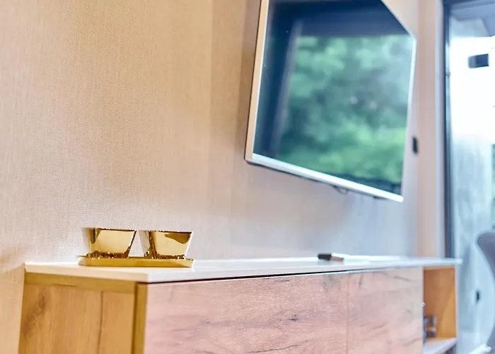 Laguna Ogrody Pieniawskie 33 Emerald Vip-z Balkonem *