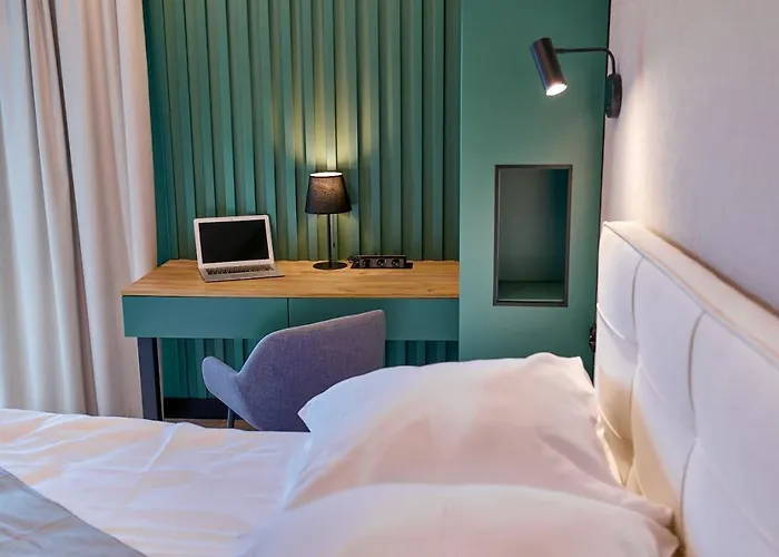 Appartement Laguna Ogrody Pieniawskie 33 Emerald Vip-z Balkonem Polanica-Zdrój